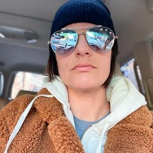 Meet your Posher, Rebecca